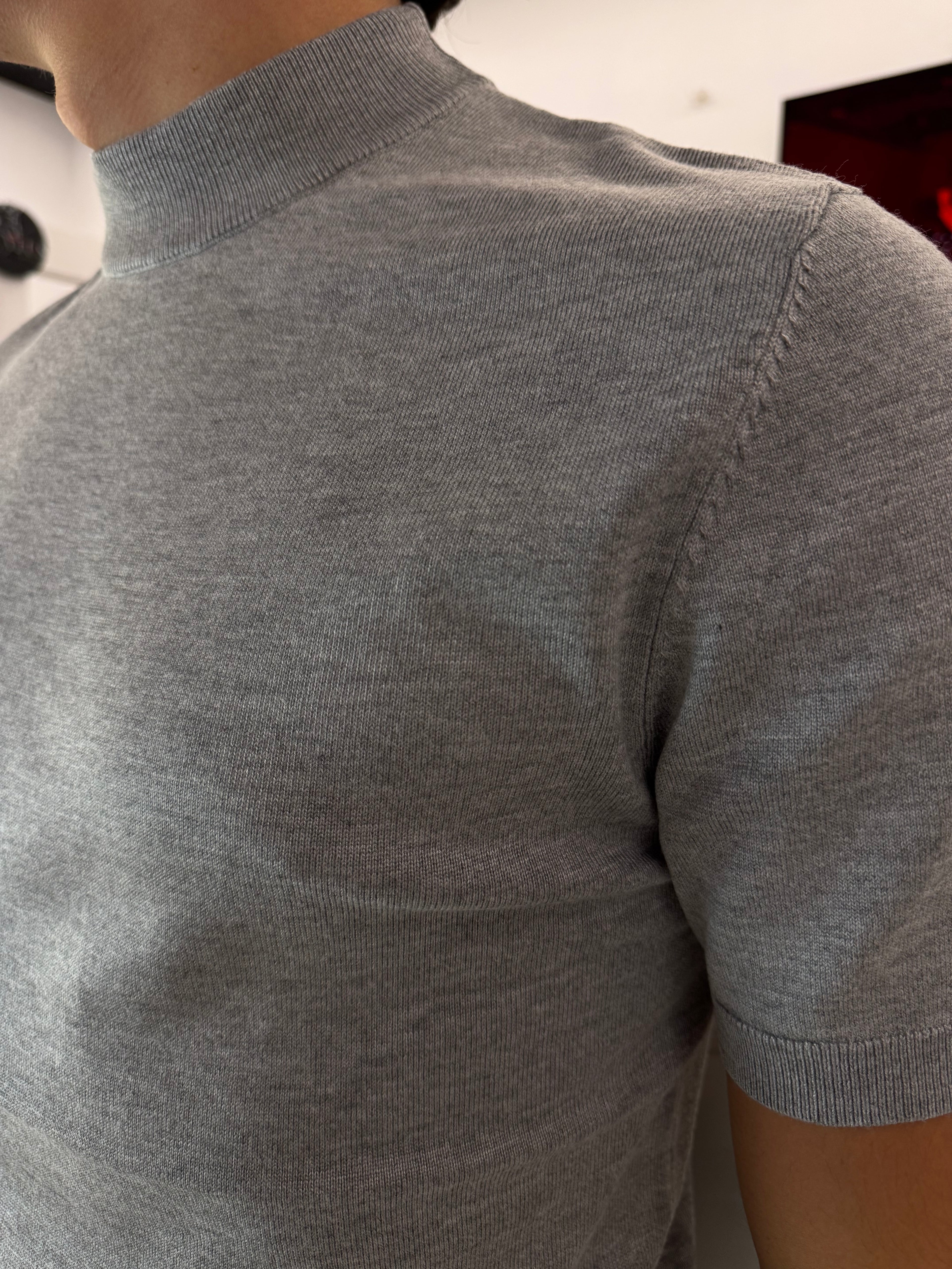T shirt in filo grigio
