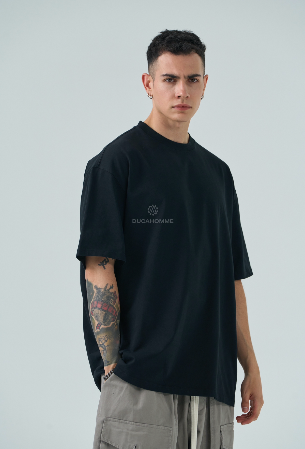T-Shirt semi Over nero
