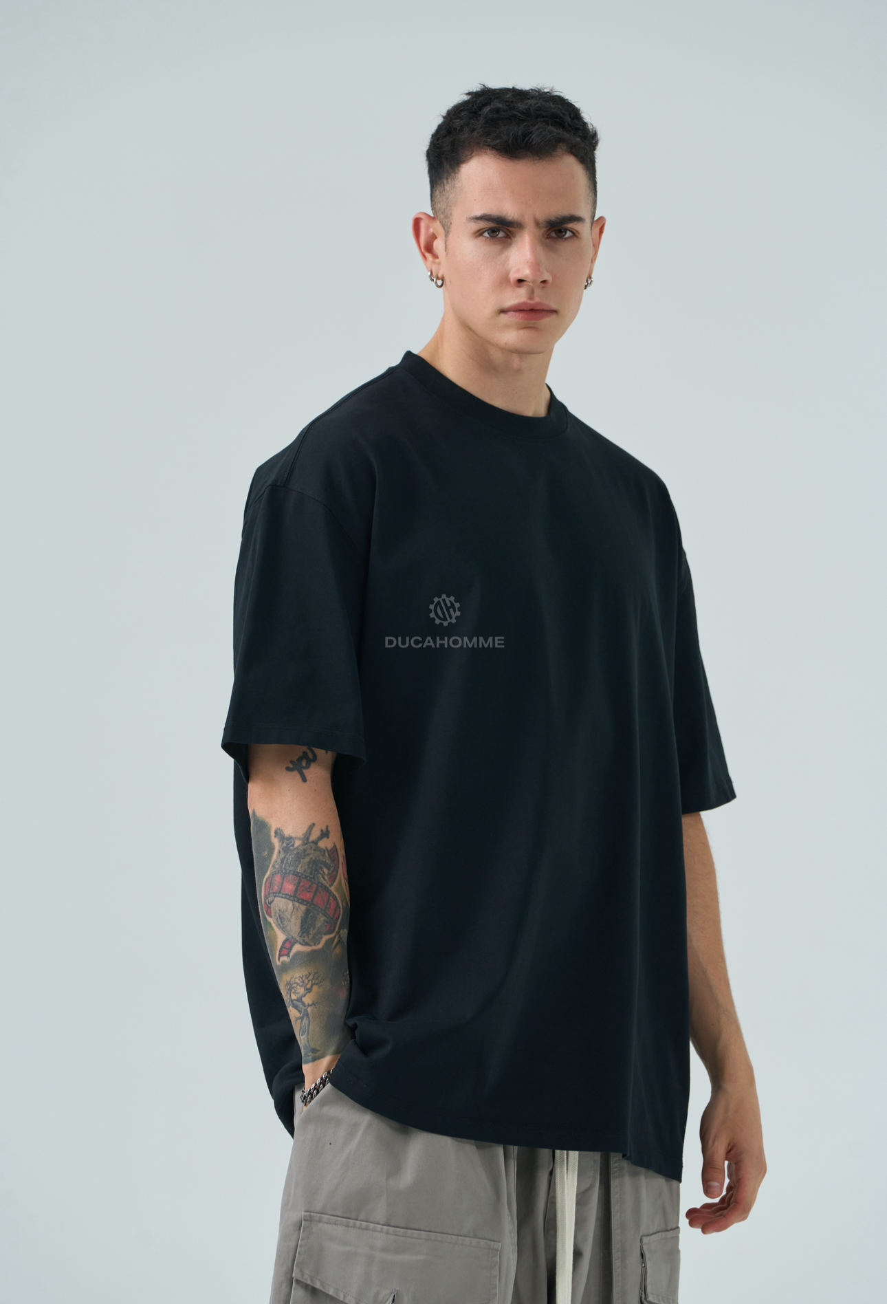 T-Shirt semi Over nero