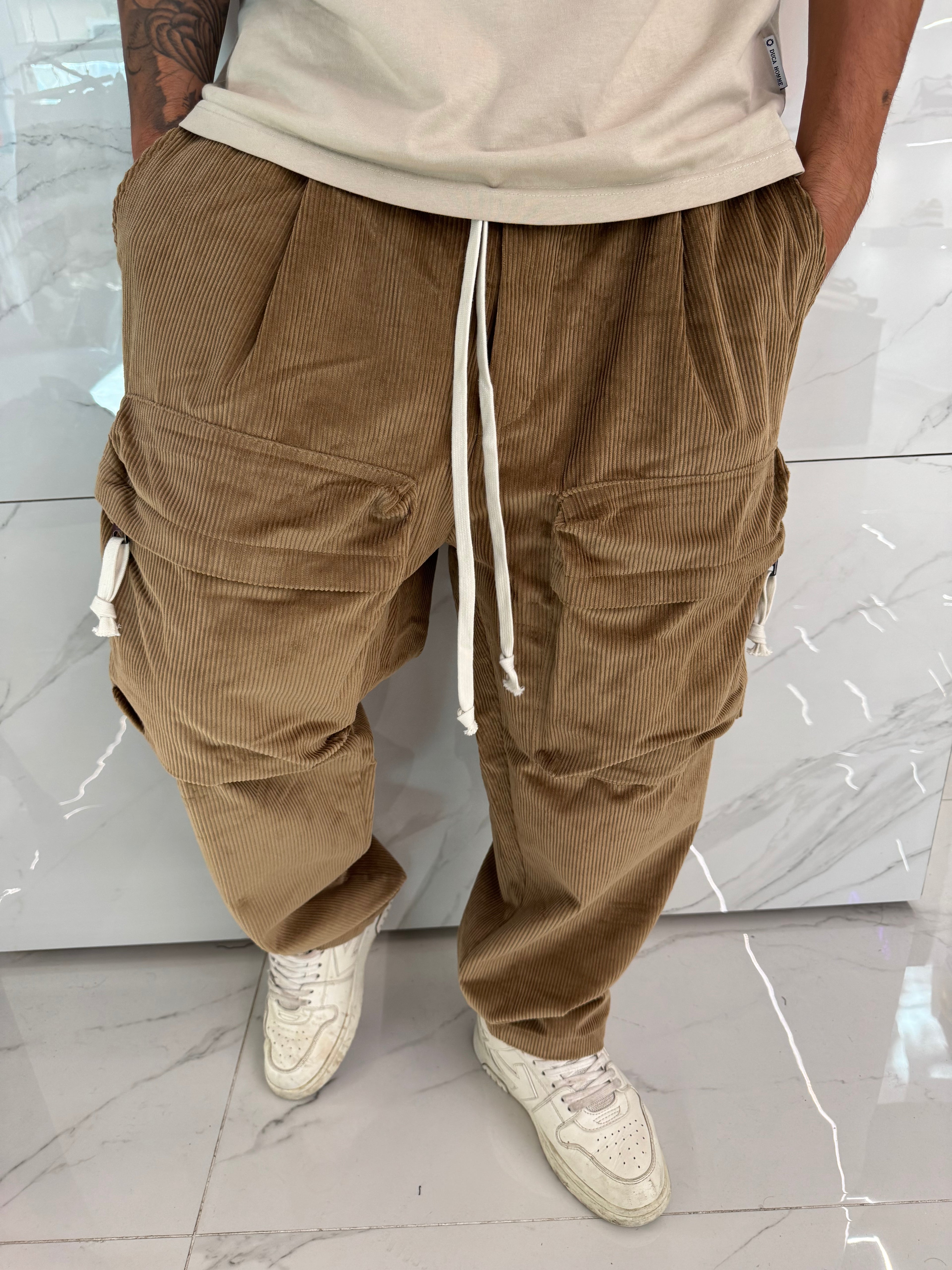 Pantalaccio a costine cargo baggy cammello