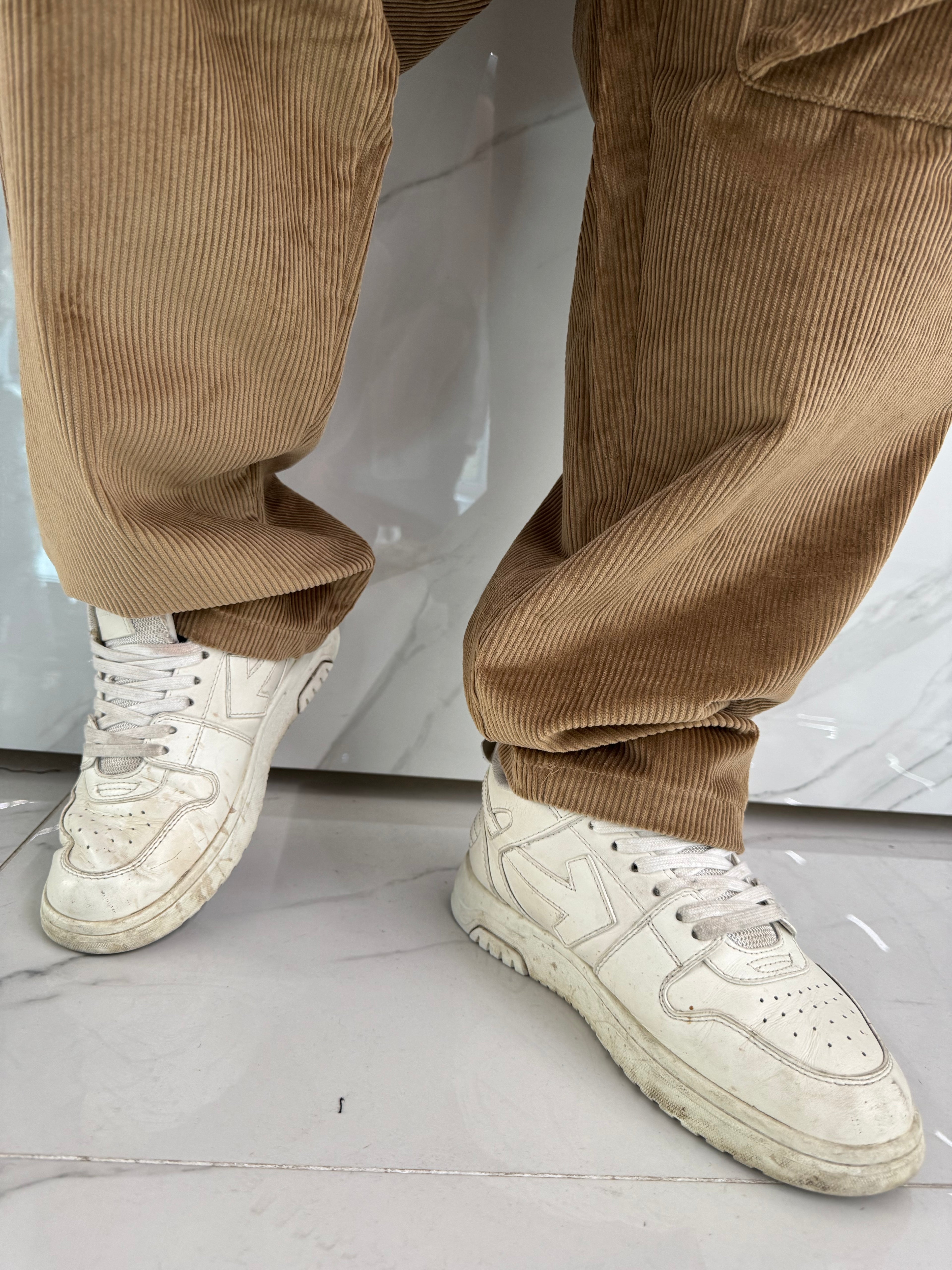Pantalaccio a costine cargo baggy cammello
