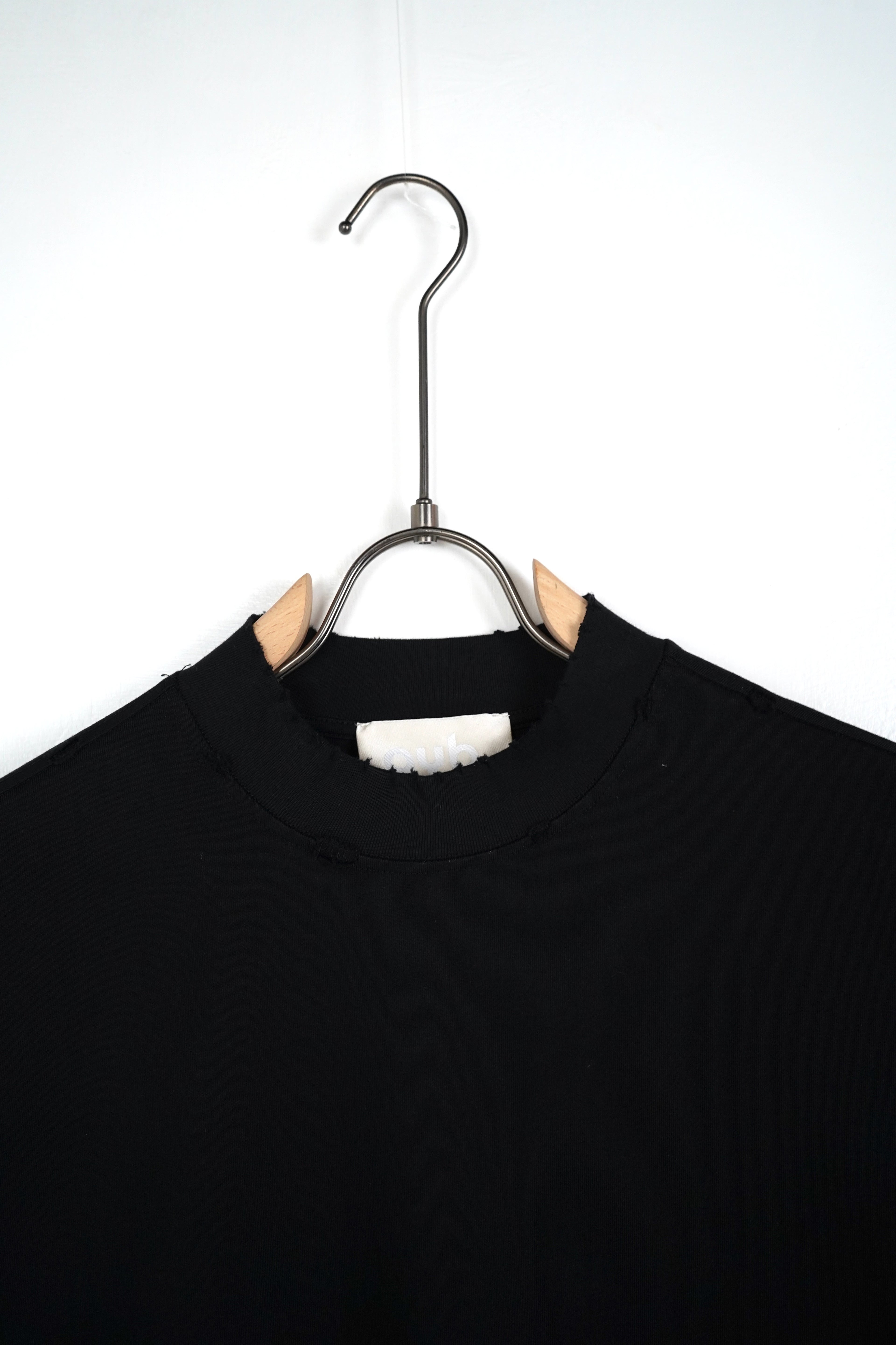 T-Shirt Over Bale Nero